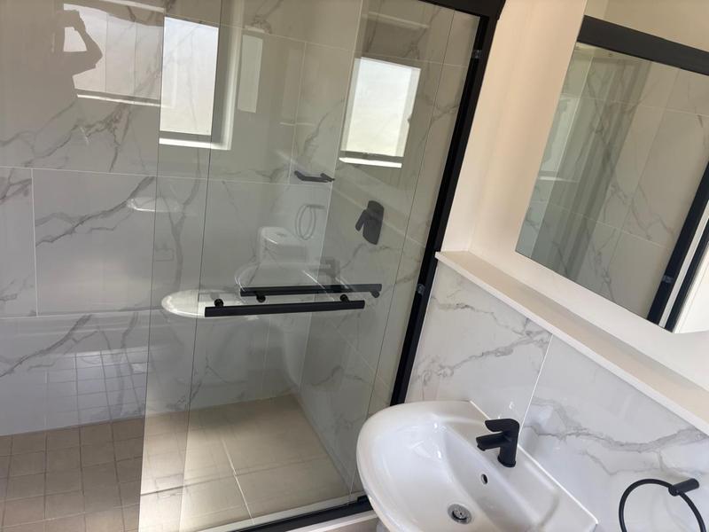 To Let 1 Bedroom Property for Rent in Richwood Western Cape